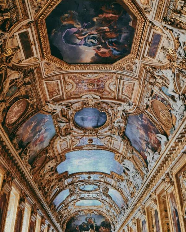 golden-ceiling-in-louvre-renaissance-art-splendour