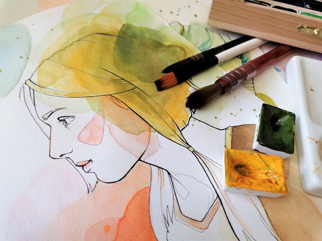 watercolor-doodle-woman-blonde